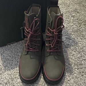 Women’s Timberland boots